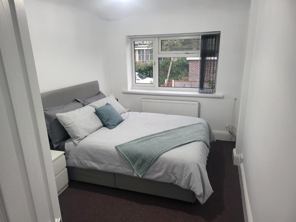 Spacious & Cosy Holiday Home In Mánchester Exterior foto