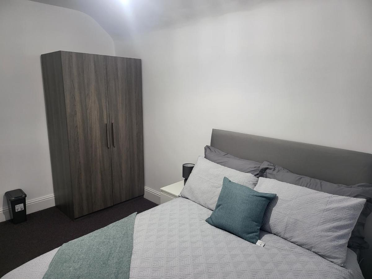 Spacious & Cosy Holiday Home In Mánchester Exterior foto