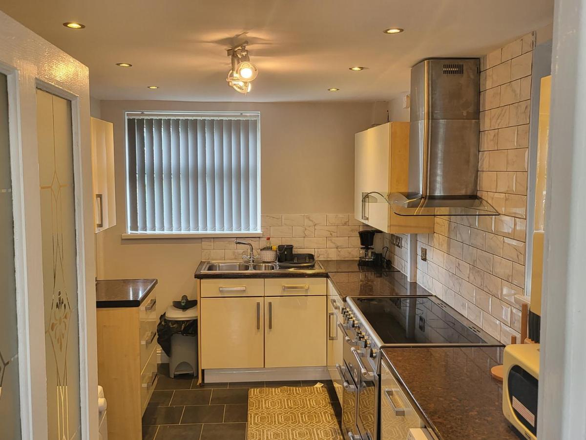 Spacious & Cosy Holiday Home In Mánchester Exterior foto