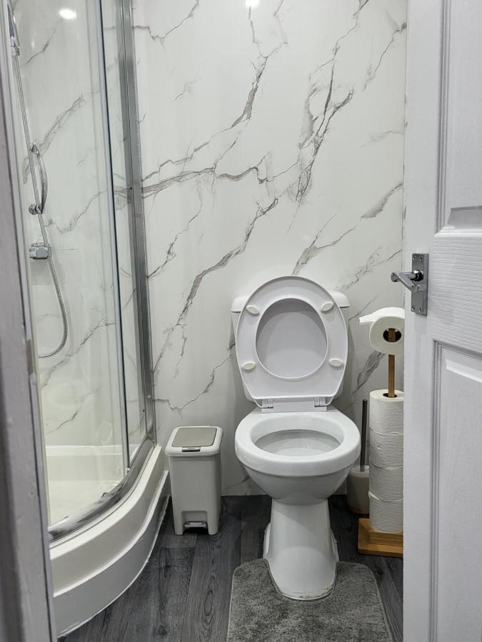 Spacious & Cosy Holiday Home In Mánchester Exterior foto