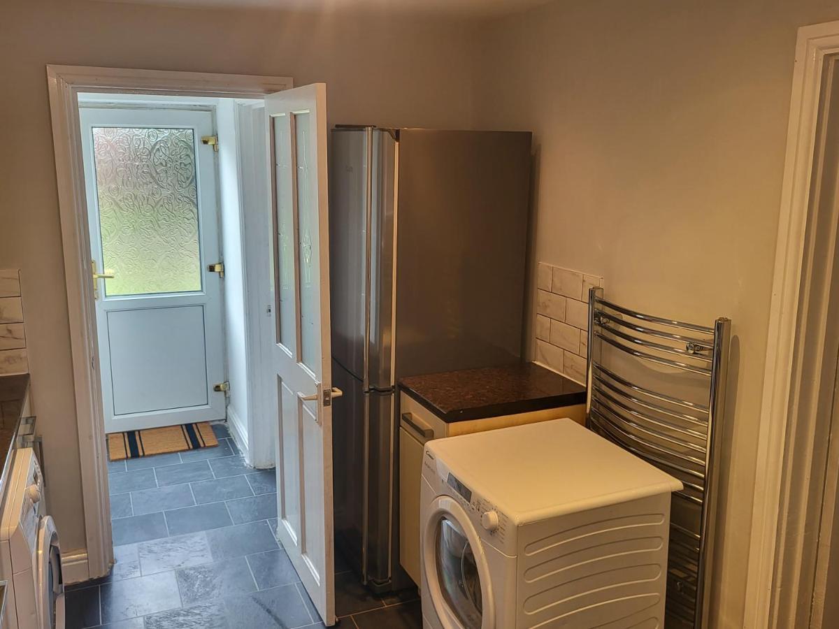 Spacious & Cosy Holiday Home In Mánchester Exterior foto
