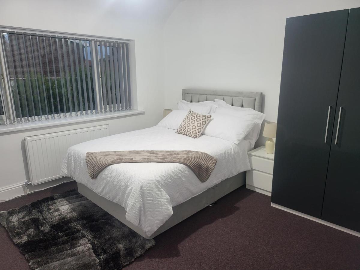 Spacious & Cosy Holiday Home In Mánchester Exterior foto